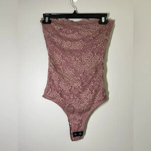 Windsor Lace Bodysuit‎